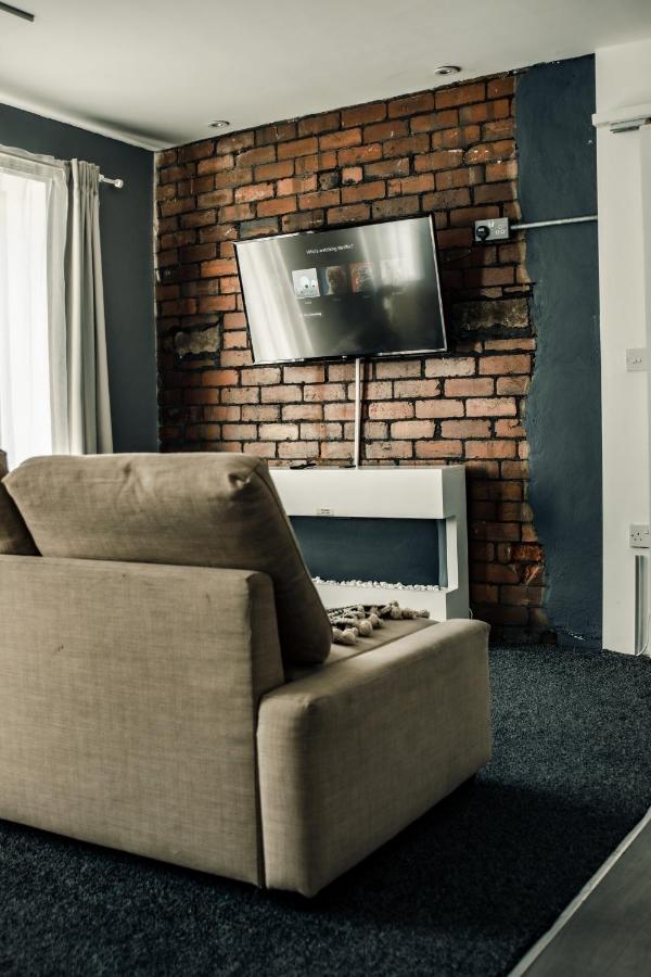 Dealhouse Apartments 10 Huddersfield Bagian luar foto