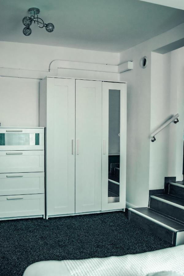 Dealhouse Apartments 10 Huddersfield Bagian luar foto
